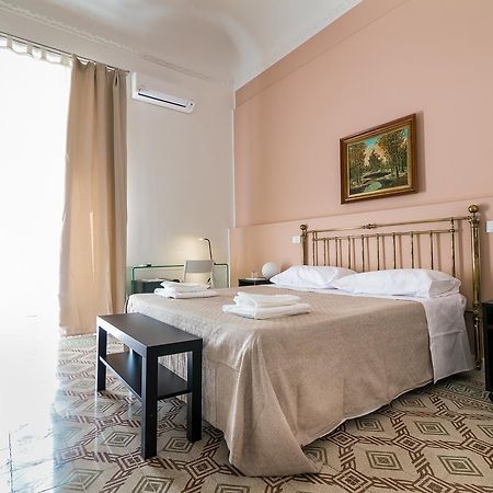 Liberty Suites Palerme Extérieur photo