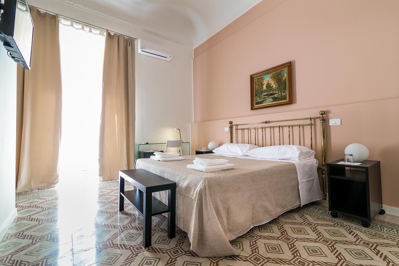 Liberty Suites Palerme Extérieur photo